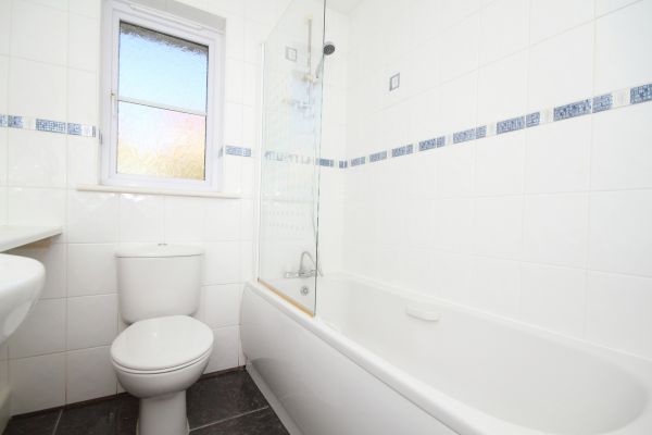 Shower Window Replacement in Powell